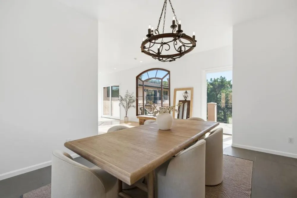 28505 Matadero Creek Lane Los Altos Hills, CA 94022