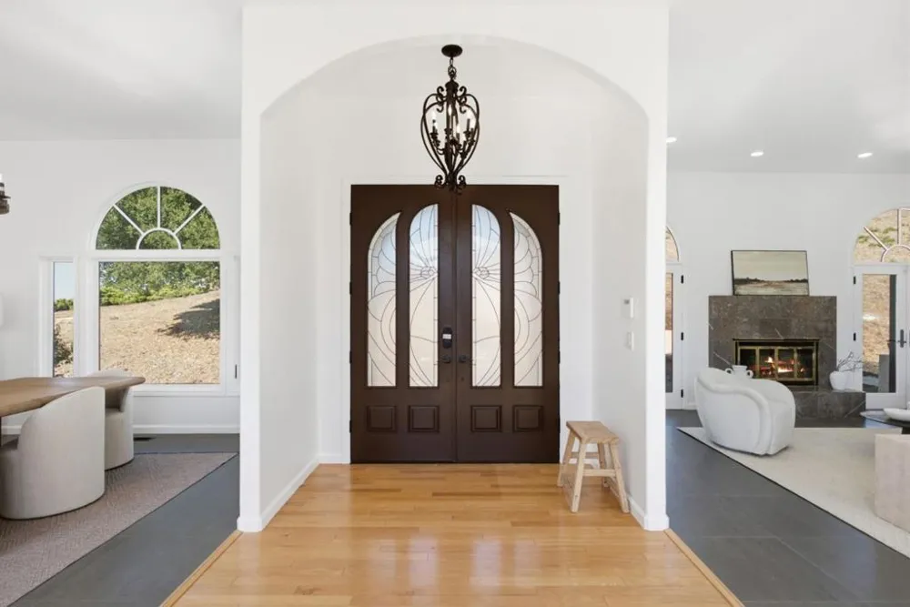 28505 Matadero Creek Lane Los Altos Hills, CA 94022