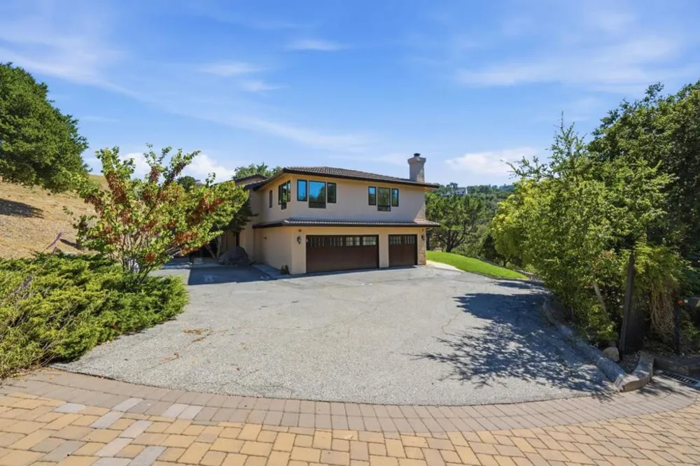 28505 Matadero Creek Lane Los Altos Hills, CA 94022