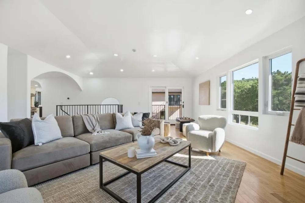 28505 Matadero Creek Lane Los Altos Hills, CA 94022
