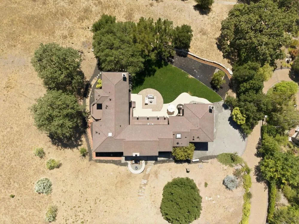 28505 Matadero Creek Lane Los Altos Hills, CA 94022