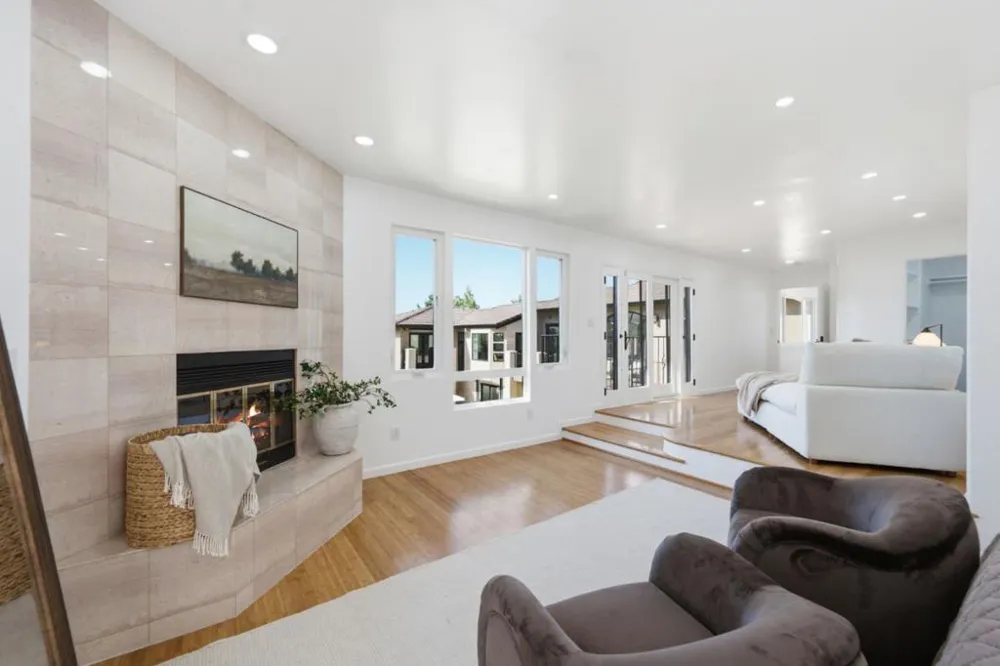 28505 Matadero Creek Lane Los Altos Hills, CA 94022