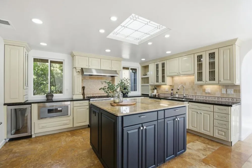 28505 Matadero Creek Lane Los Altos Hills, CA 94022