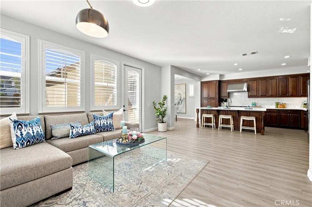 15510 Sonora Tustin, CA 92782