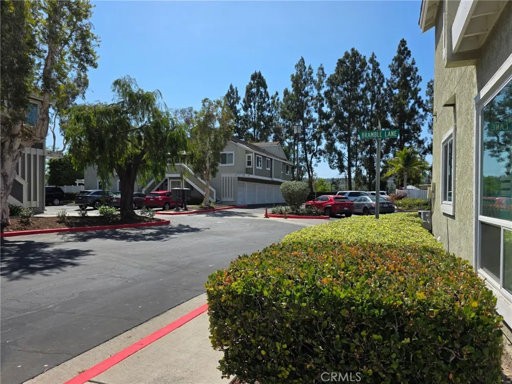 21 CAMBRIA LANE Aliso Viejo, CA 92656