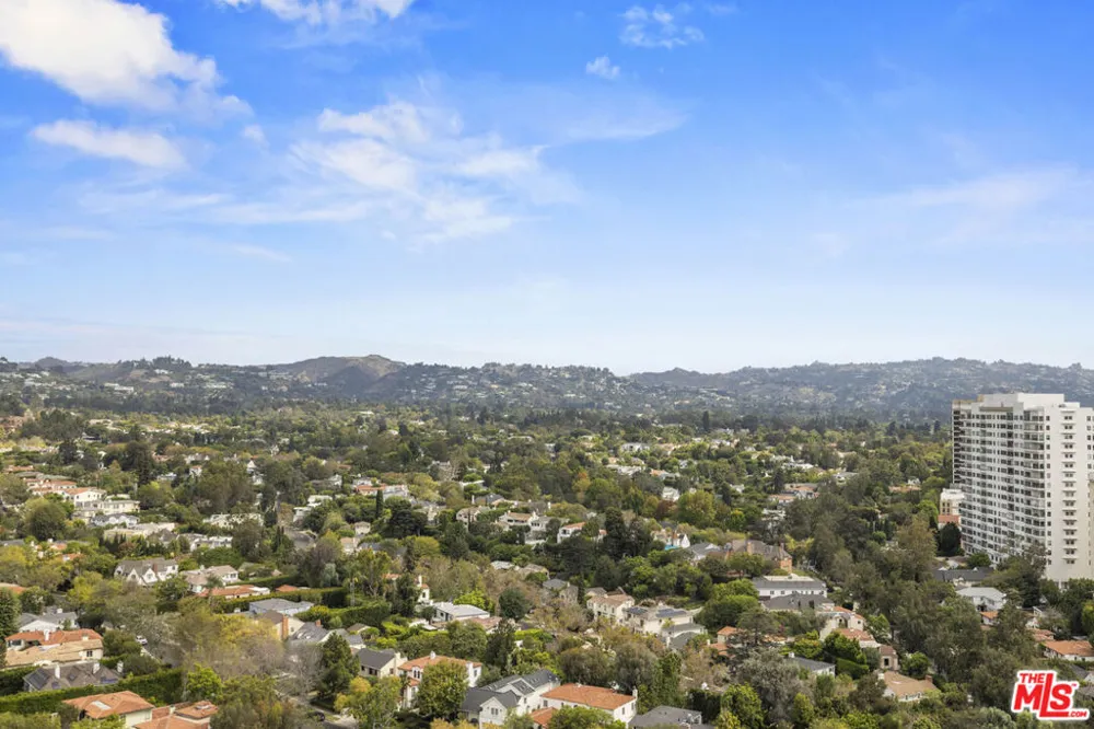10701 Wilshire Boulevard #2202 Los Angeles, CA 90024