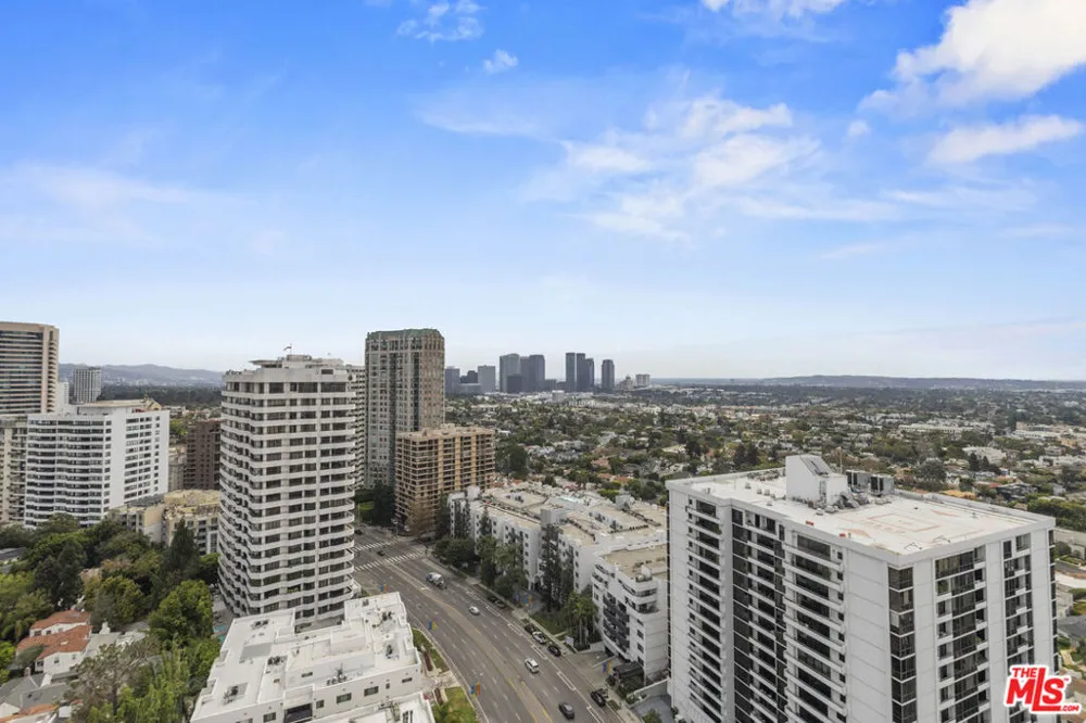 10701 Wilshire Boulevard #2202 Los Angeles, CA 90024