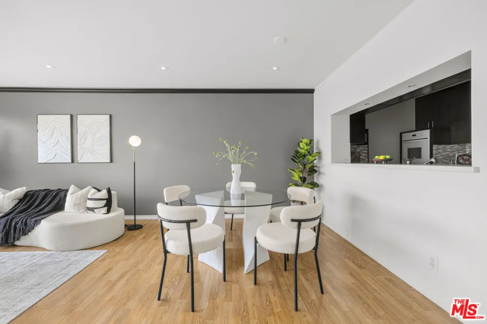 10701 Wilshire Boulevard #2202 Los Angeles, CA 90024