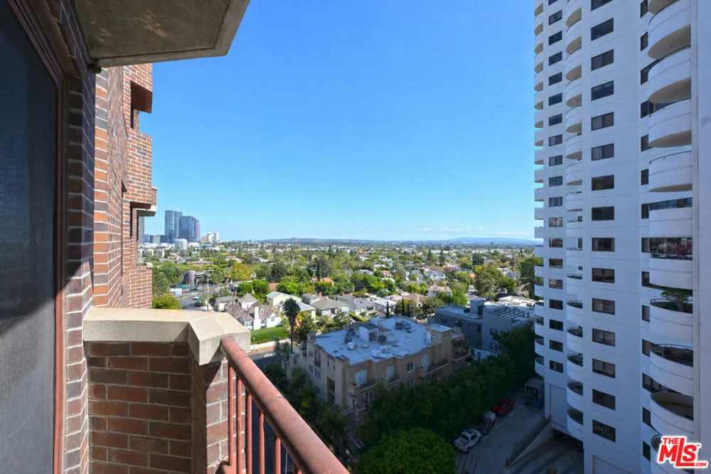 10550 Wilshire Boulevard #1001 Los Angeles, CA 90024