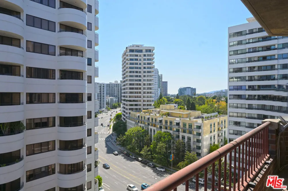 10550 Wilshire Boulevard #1001 Los Angeles, CA 90024