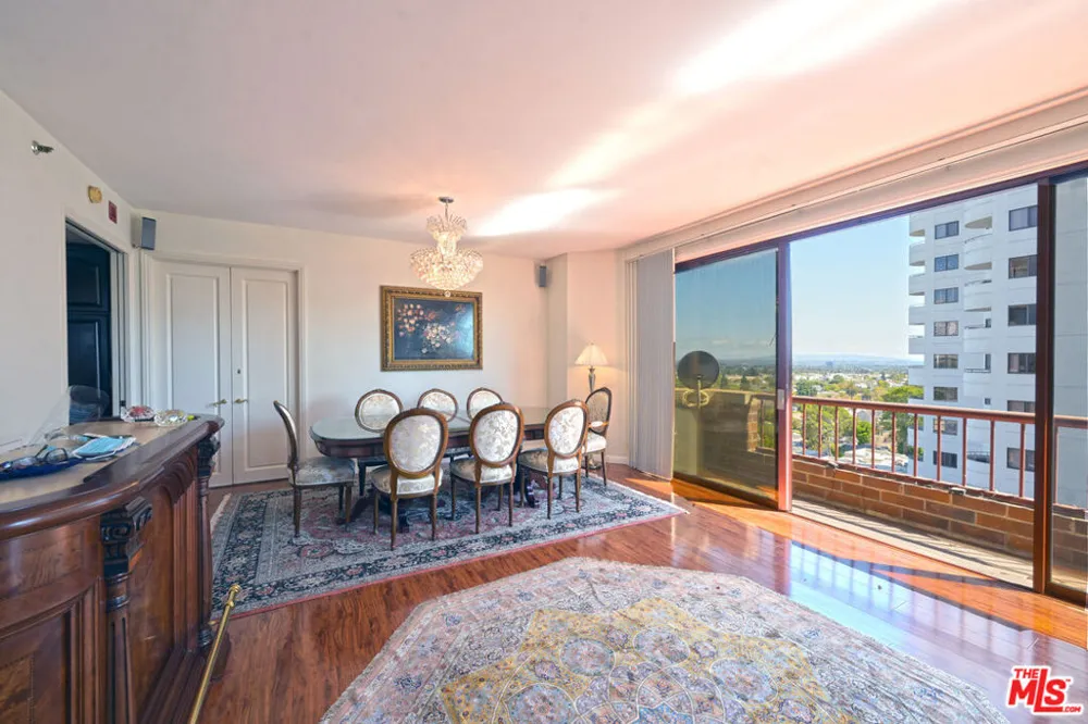 10550 Wilshire Boulevard #1001 Los Angeles, CA 90024