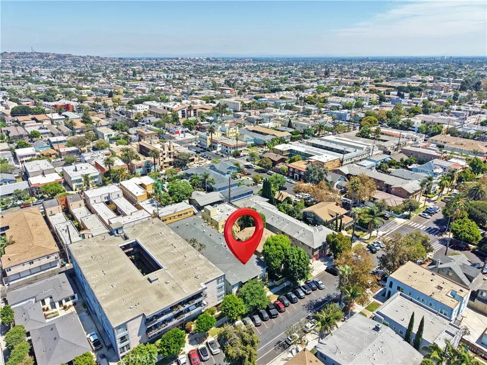 1405 E 1st #10 Long Beach, CA 90802