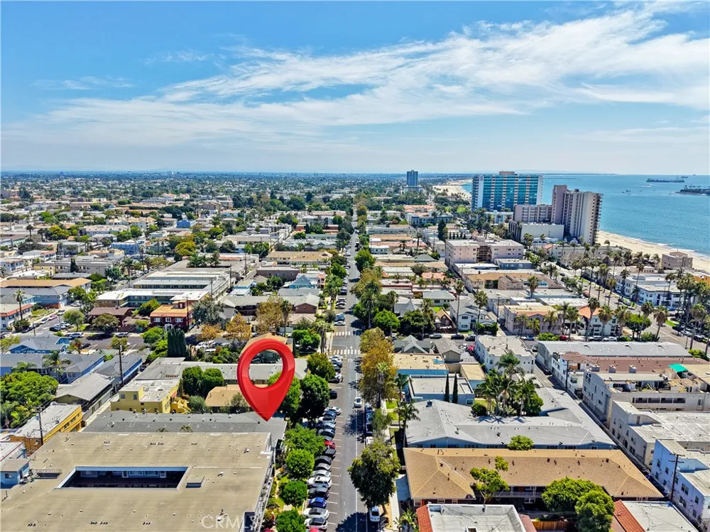 1405 E 1st #10 Long Beach, CA 90802