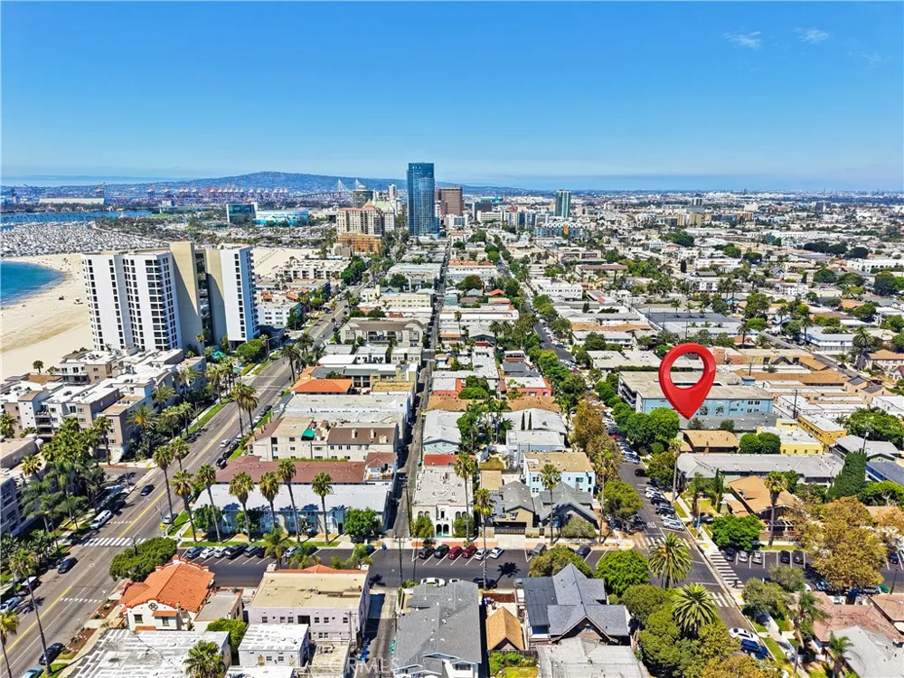 1405 E 1st #10 Long Beach, CA 90802