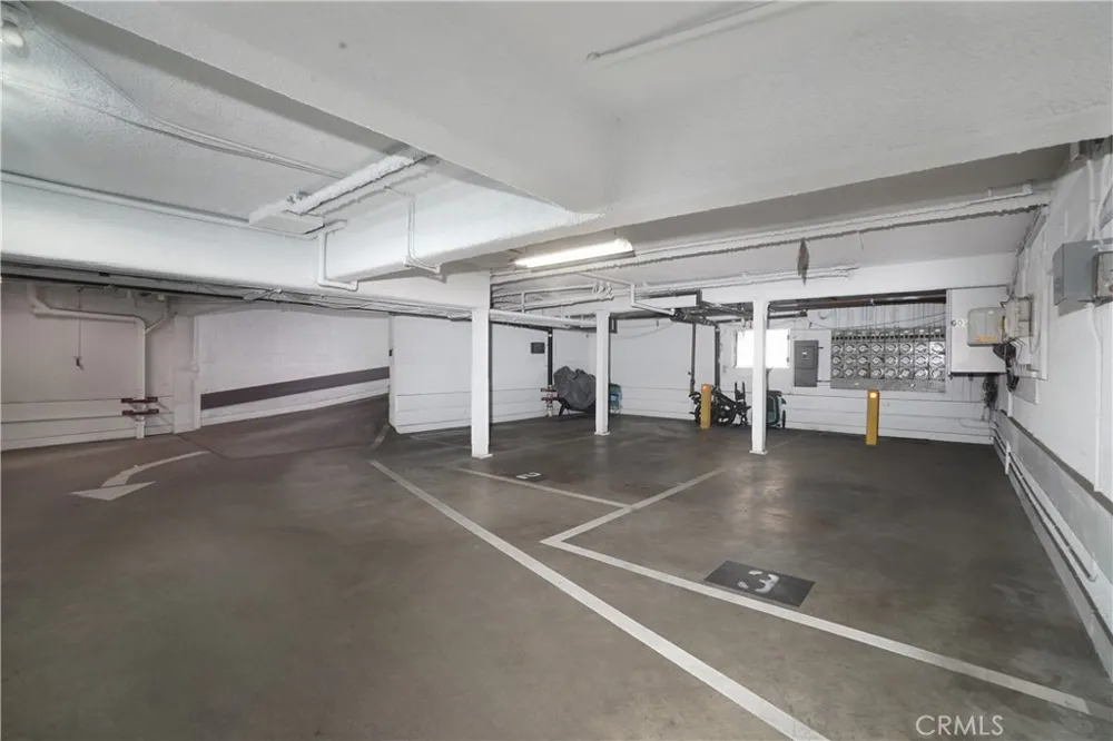 1405 E 1st #10 Long Beach, CA 90802