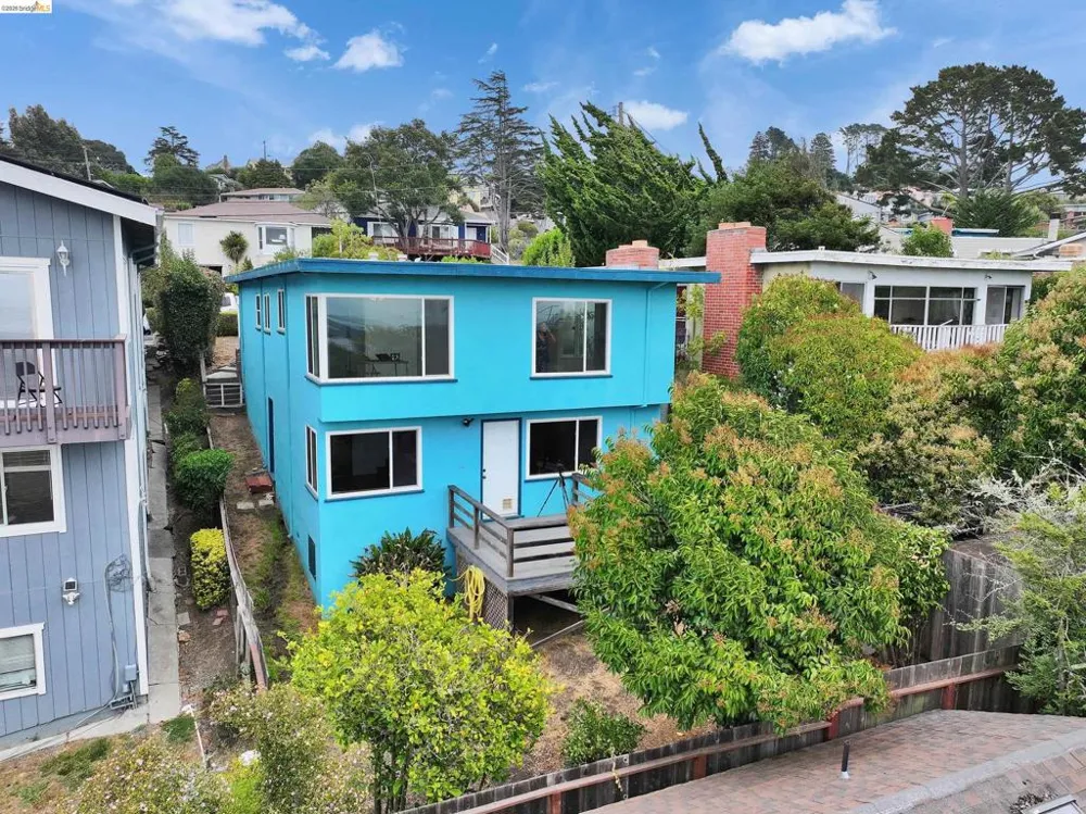 6556 Claremont Ave Richmond, CA 94805