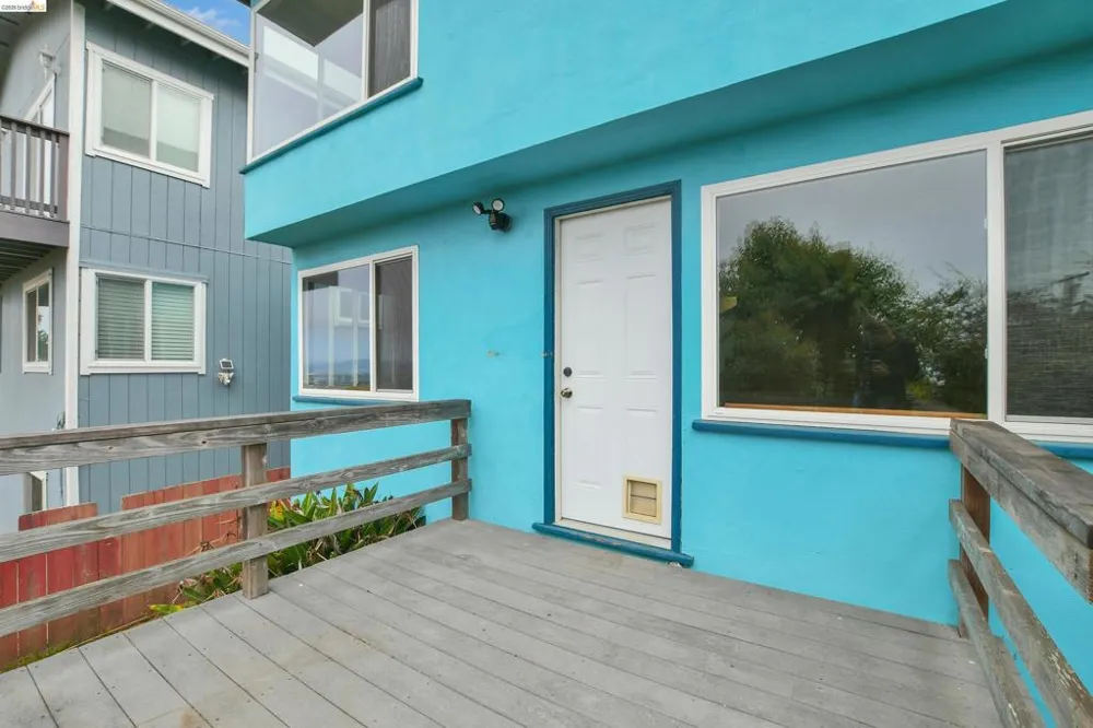 6556 Claremont Ave Richmond, CA 94805