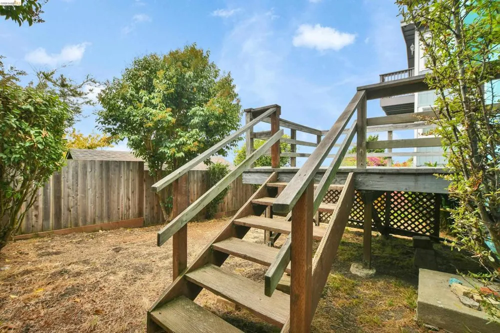 6556 Claremont Ave Richmond, CA 94805