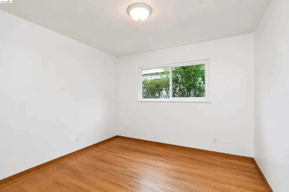 6556 Claremont Ave Richmond, CA 94805
