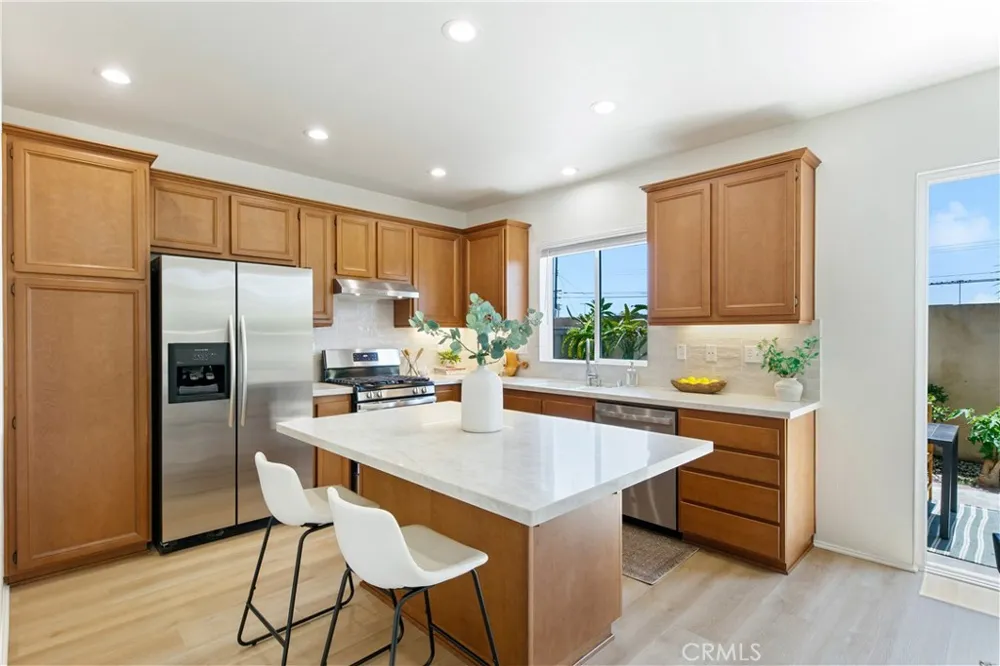 1208 Jasmine Walk Torrance, CA 90502