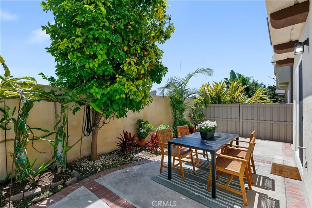 1208 Jasmine Walk Torrance, CA 90502