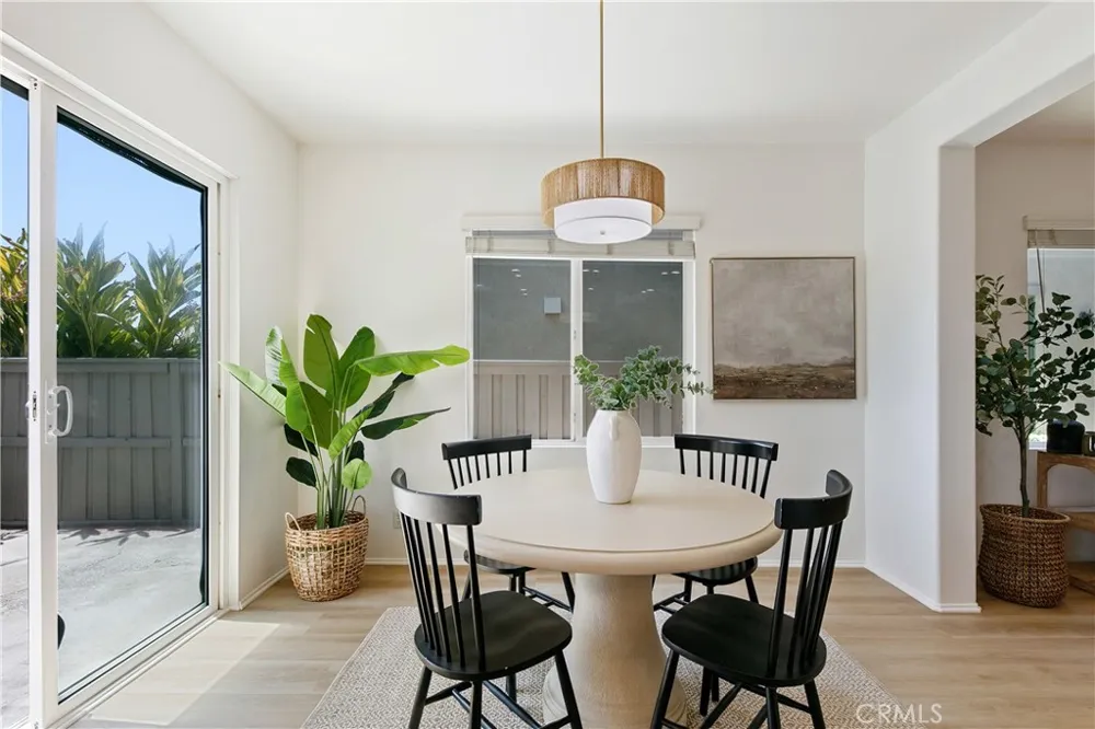 1208 Jasmine Walk Torrance, CA 90502