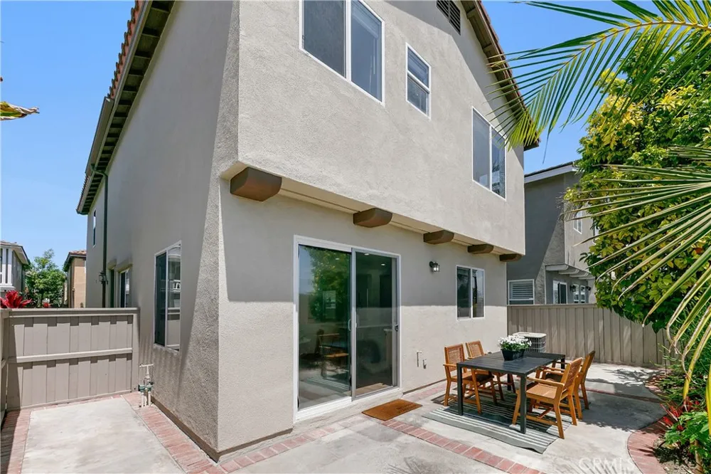 1208 Jasmine Walk Torrance, CA 90502