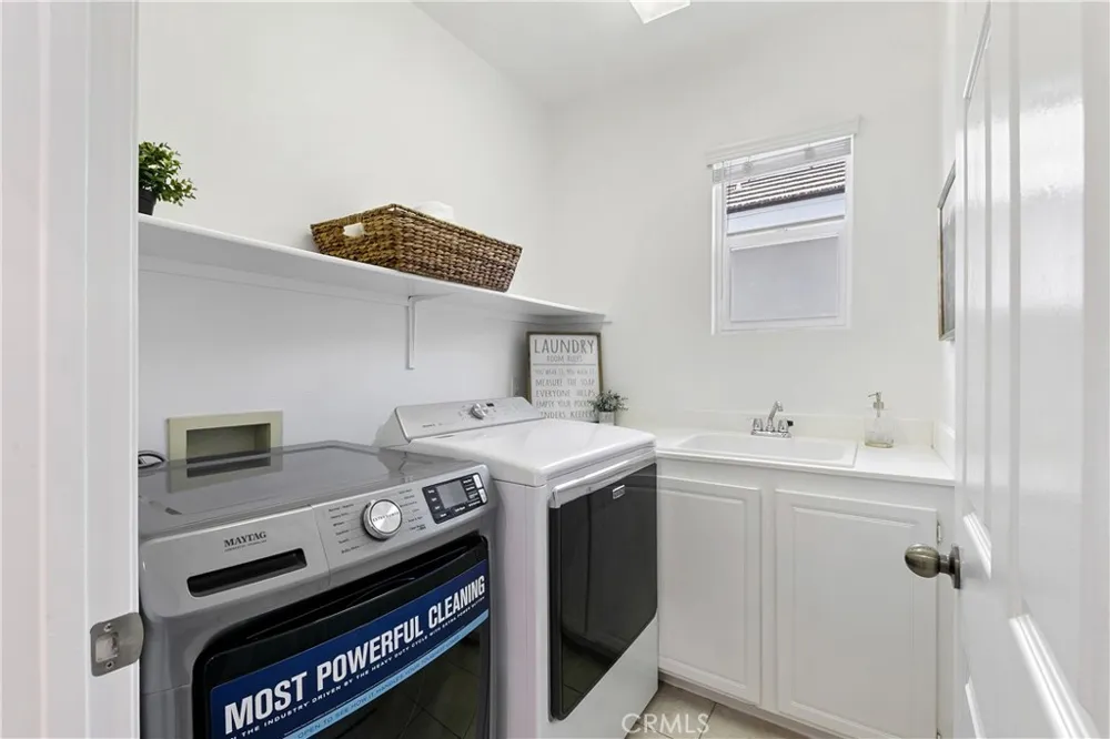 1208 Jasmine Walk Torrance, CA 90502