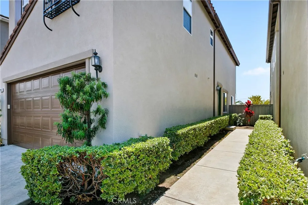 1208 Jasmine Walk Torrance, CA 90502