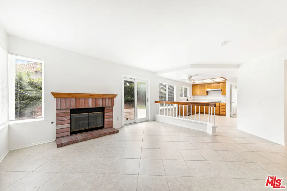 4188 Trailcrest Drive Moorpark, CA 93021