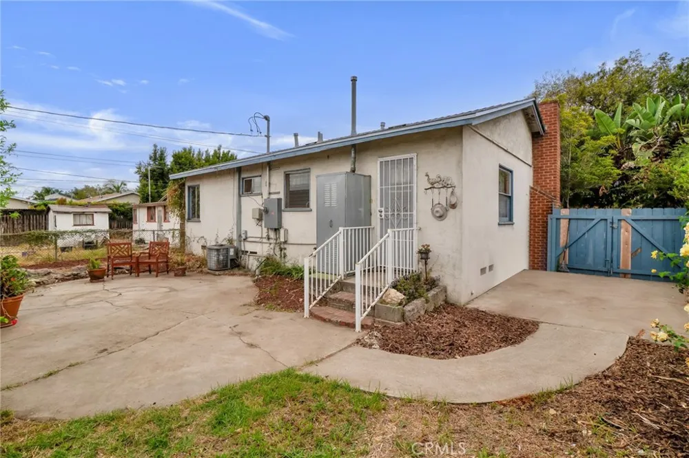 4736 Berryman Avenue Culver City, CA 90230