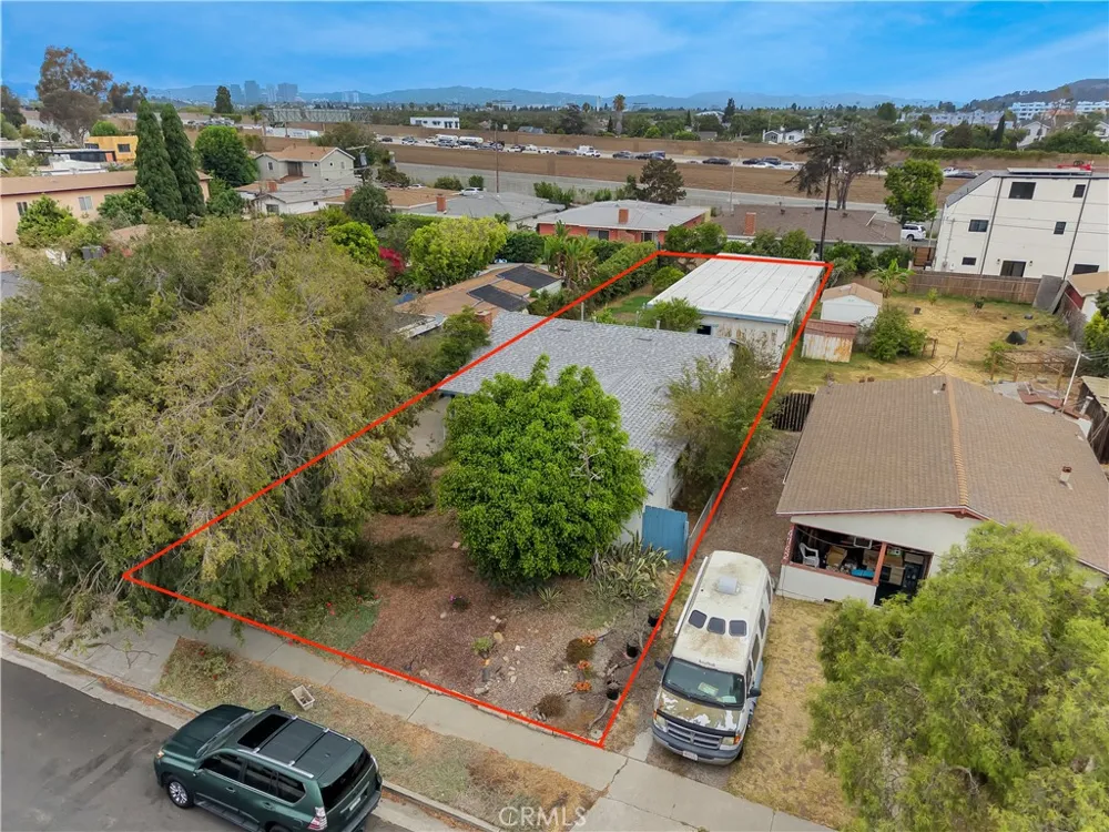 4736 Berryman Avenue Culver City, CA 90230