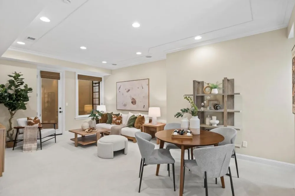 10207 Orange Avenue Cupertino, CA 95014