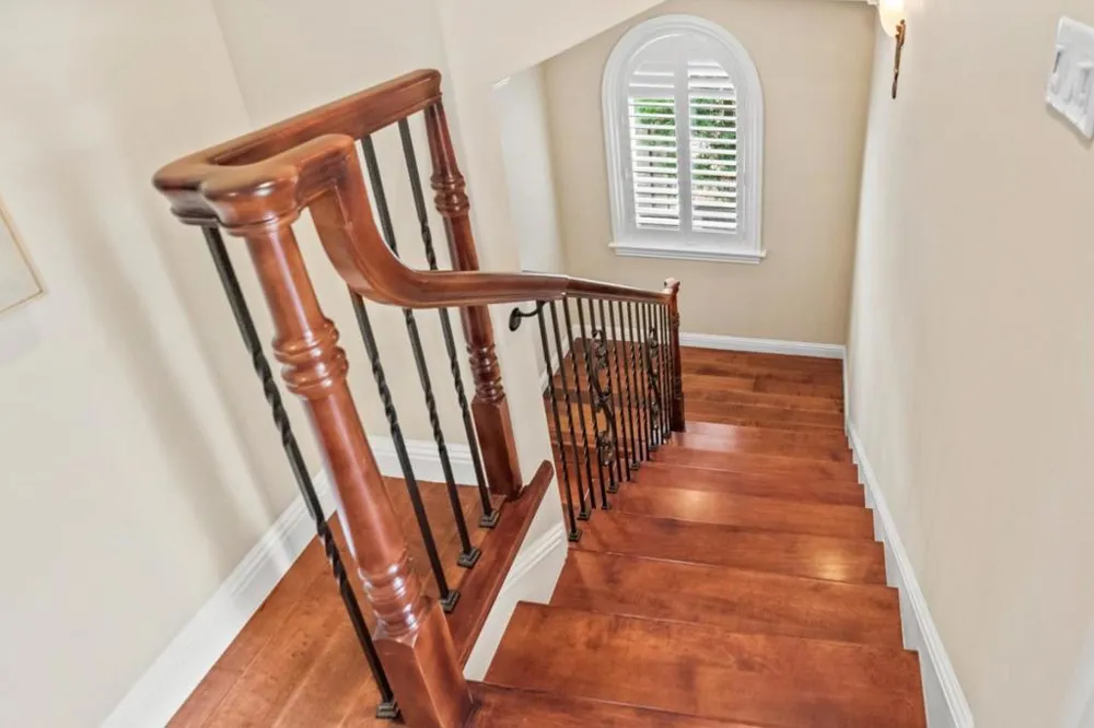 10207 Orange Avenue Cupertino, CA 95014