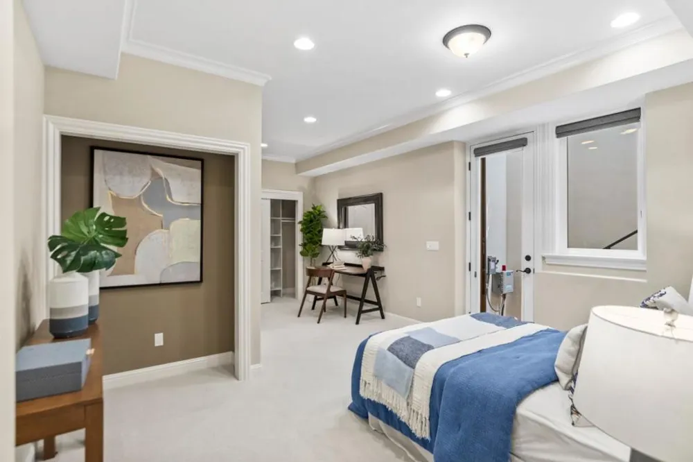 10207 Orange Avenue Cupertino, CA 95014