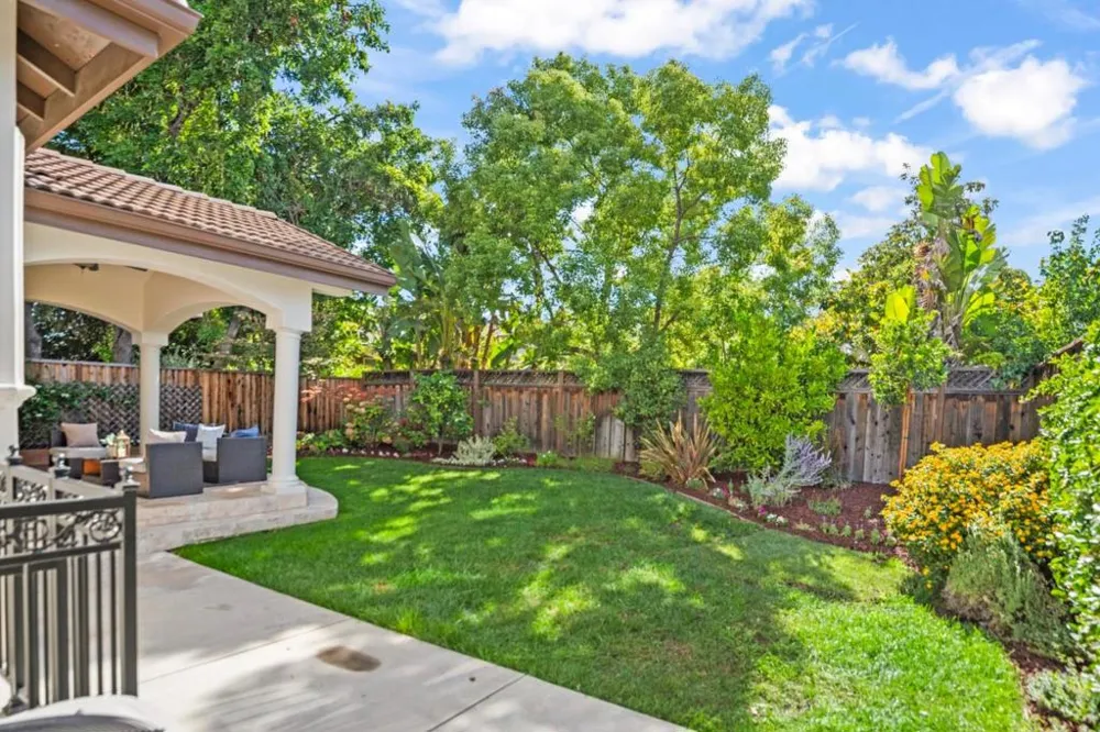 10207 Orange Avenue Cupertino, CA 95014