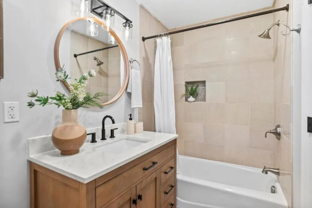 10207 Orange Avenue Cupertino, CA 95014