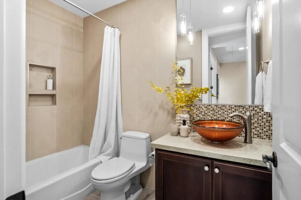 10207 Orange Avenue Cupertino, CA 95014