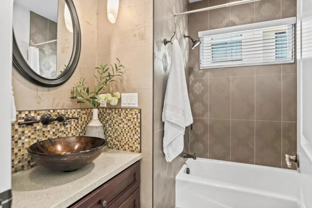 10207 Orange Avenue Cupertino, CA 95014