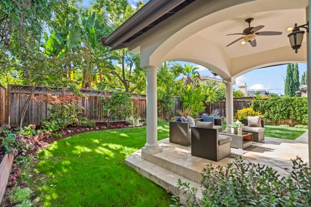 10207 Orange Avenue Cupertino, CA 95014