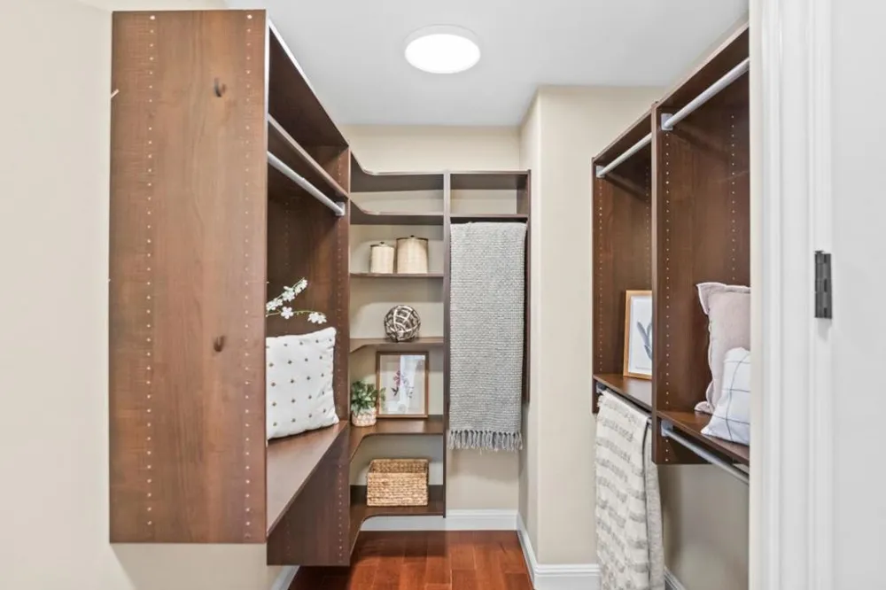 10207 Orange Avenue Cupertino, CA 95014