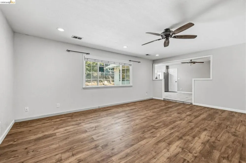 17202 Suez Canal Dr Sonora, CA 95370