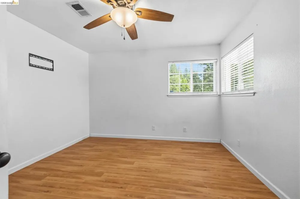 17202 Suez Canal Dr Sonora, CA 95370