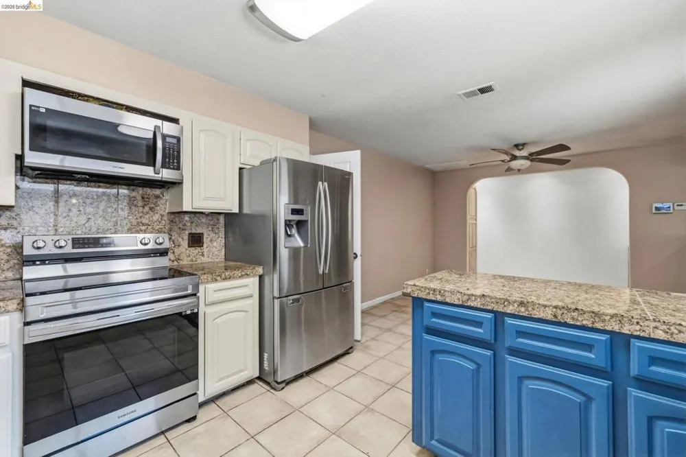 17202 Suez Canal Dr Sonora, CA 95370