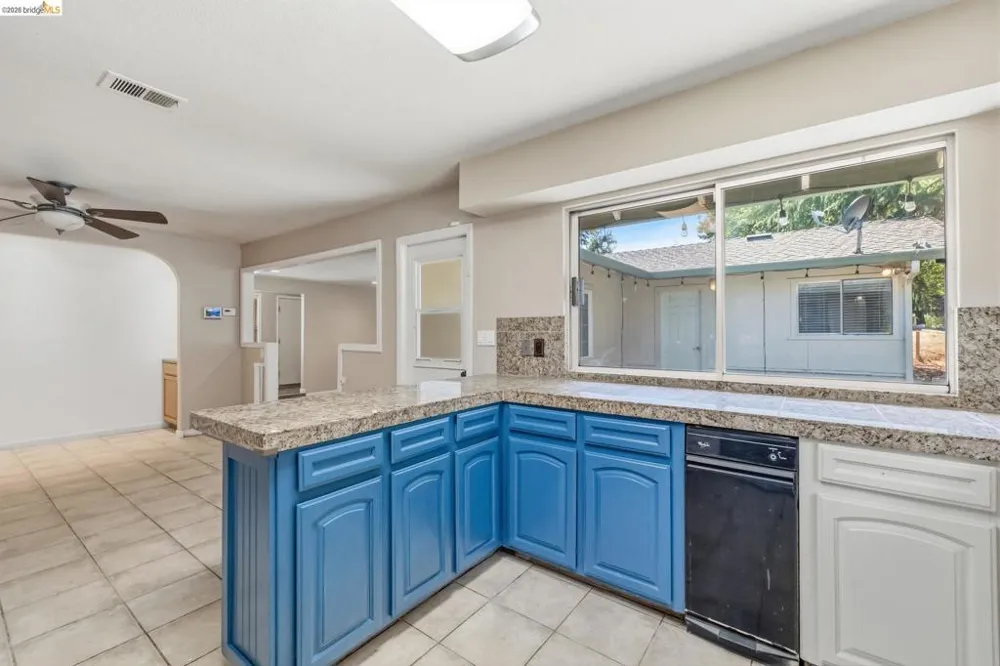17202 Suez Canal Dr Sonora, CA 95370