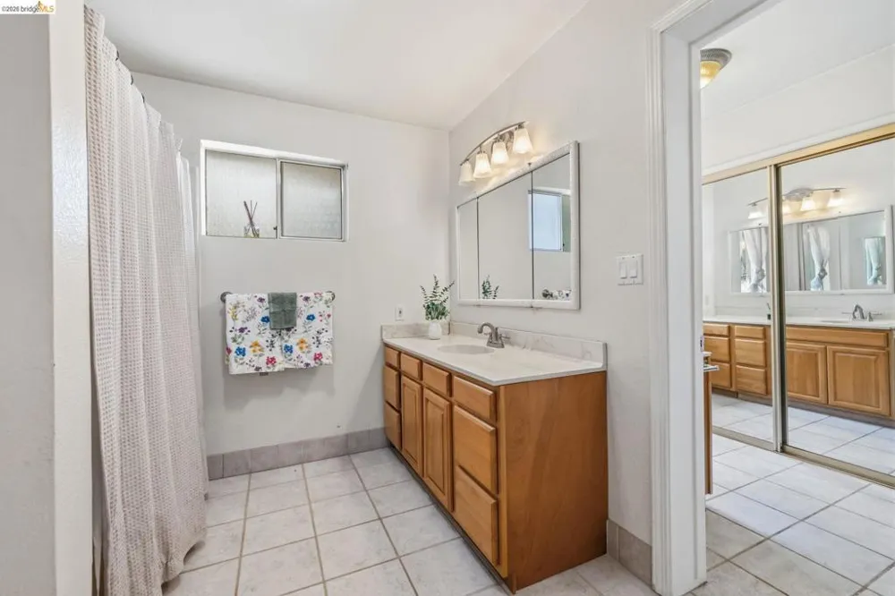 17202 Suez Canal Dr Sonora, CA 95370