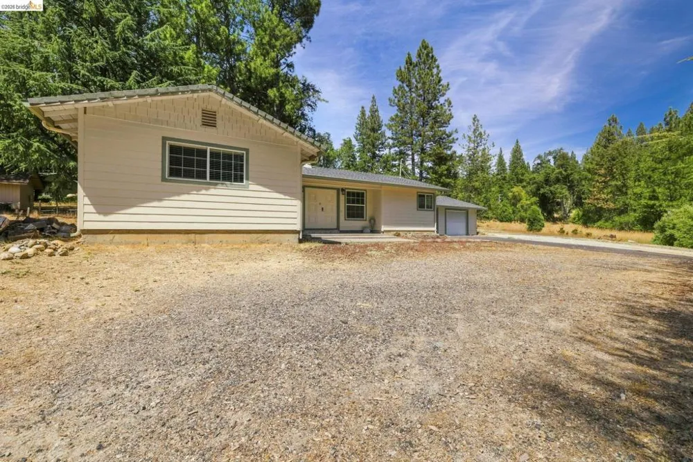 17202 Suez Canal Dr Sonora, CA 95370