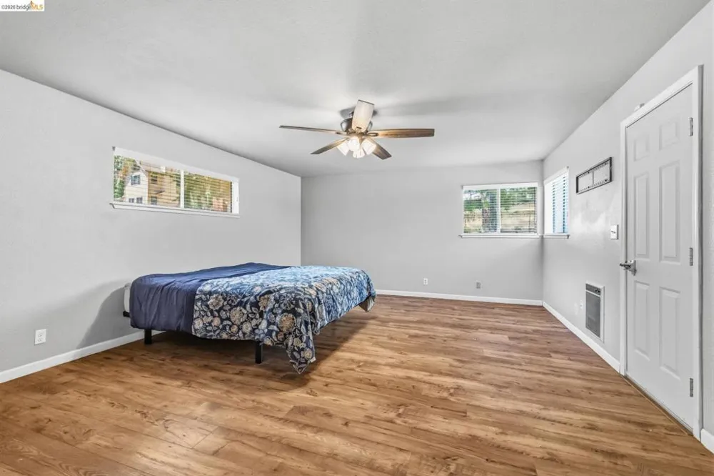 17202 Suez Canal Dr Sonora, CA 95370