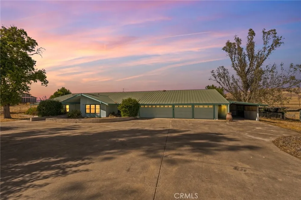 6388 E Appaloosa Clovis, CA 93619