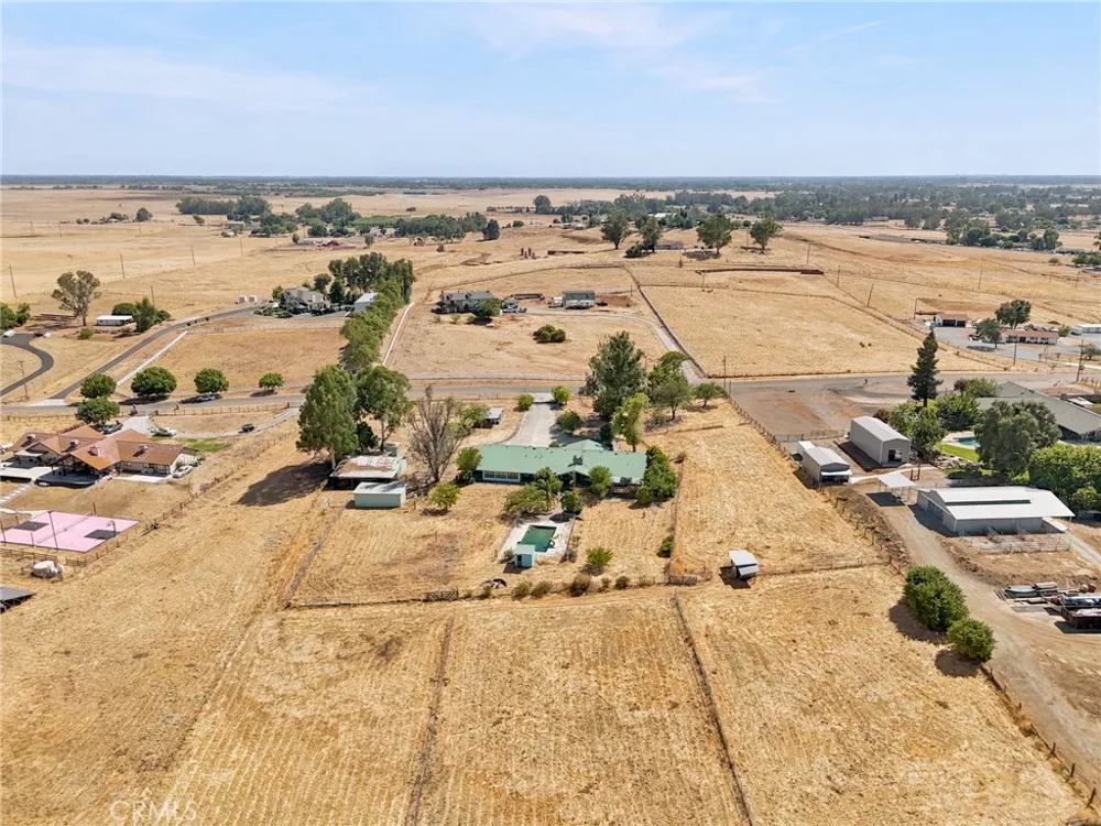 6388 E Appaloosa Clovis, CA 93619